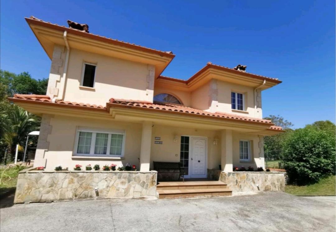 Villa Santa Ana Laredo Eksteriør billede